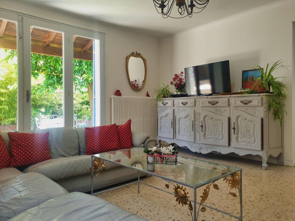Villa Calme, Climatisee, Piscine, A 2 Pas Du Centre Л'Іль-сюр-ла-Сорг Екстер'єр фото